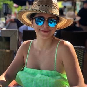 Meet your Posher, Allison